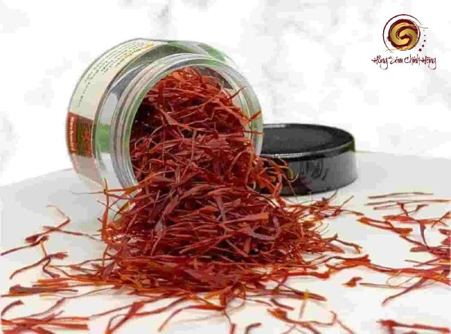 Cách phân biệt saffron thật giả như thế nào?