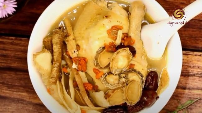 Công dụng của gà tần nhân sâm Hàn Quốc