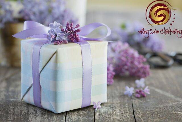 kỷ niệm ngày cưới tặng gì